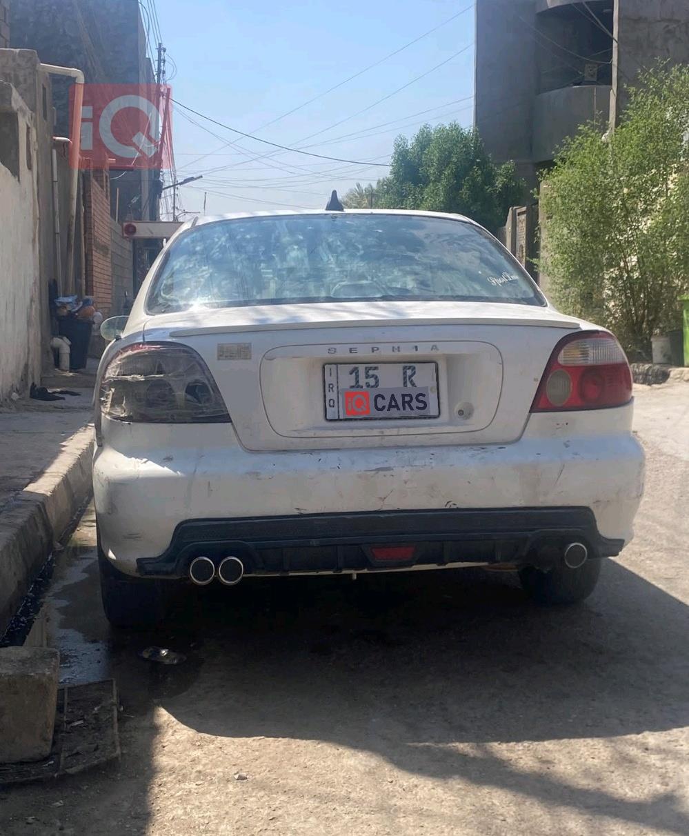 Kia Sephia